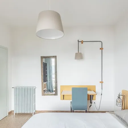 Casa Lilla - Lakeview Large With Garden Above Apartament