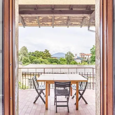 Casa Lilla - Lakeview Large With Garden Above Apartament Stresa